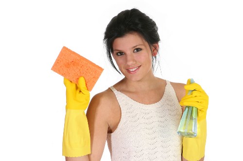 Cleaning team preparing a Marylebone flat for move out handover