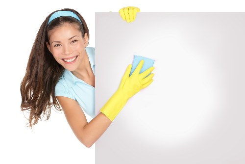 Kitchen and bathroom cleaning service in Marylebone home